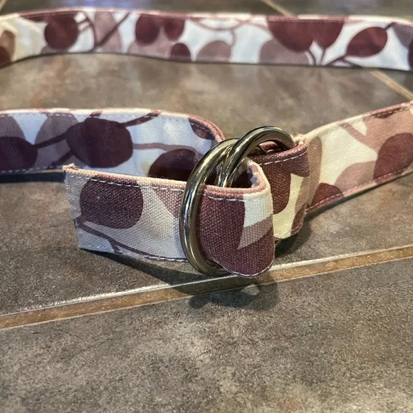 J. Crew Leaf Print Belt with Silver Rings - Picture 2 of 4